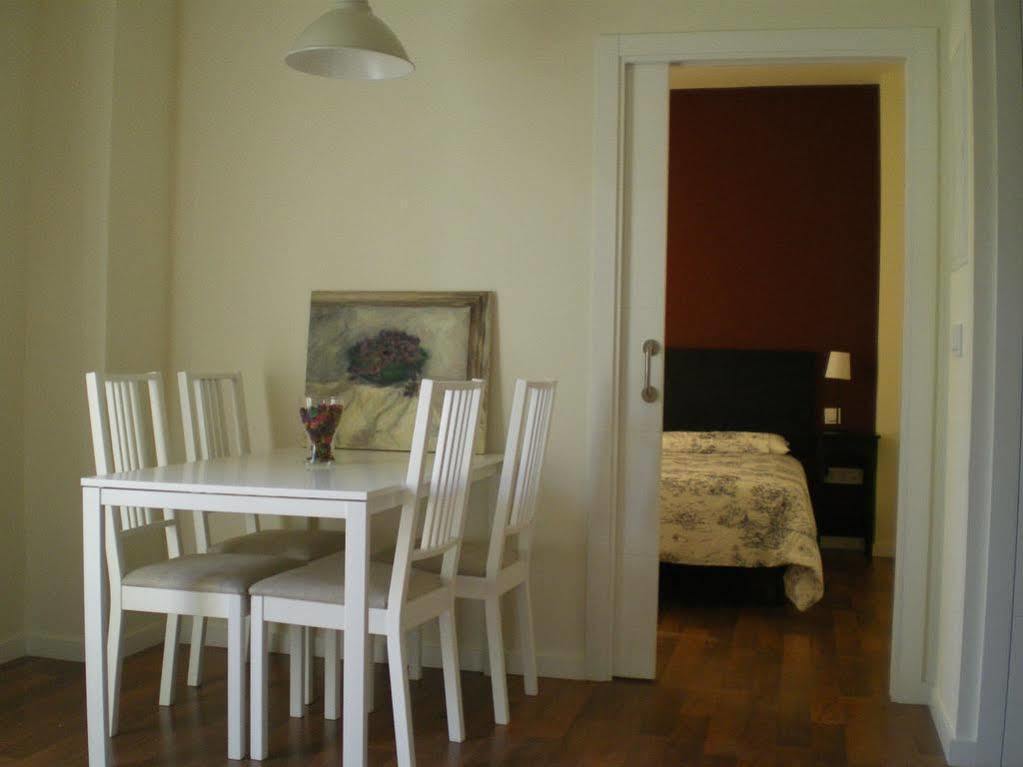 Apartamentos Murallas De Sevilla المظهر الخارجي الصورة